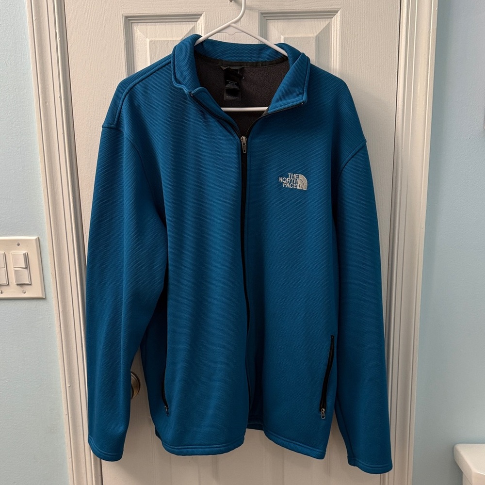 The North Face Men's Teal Performance Jacket